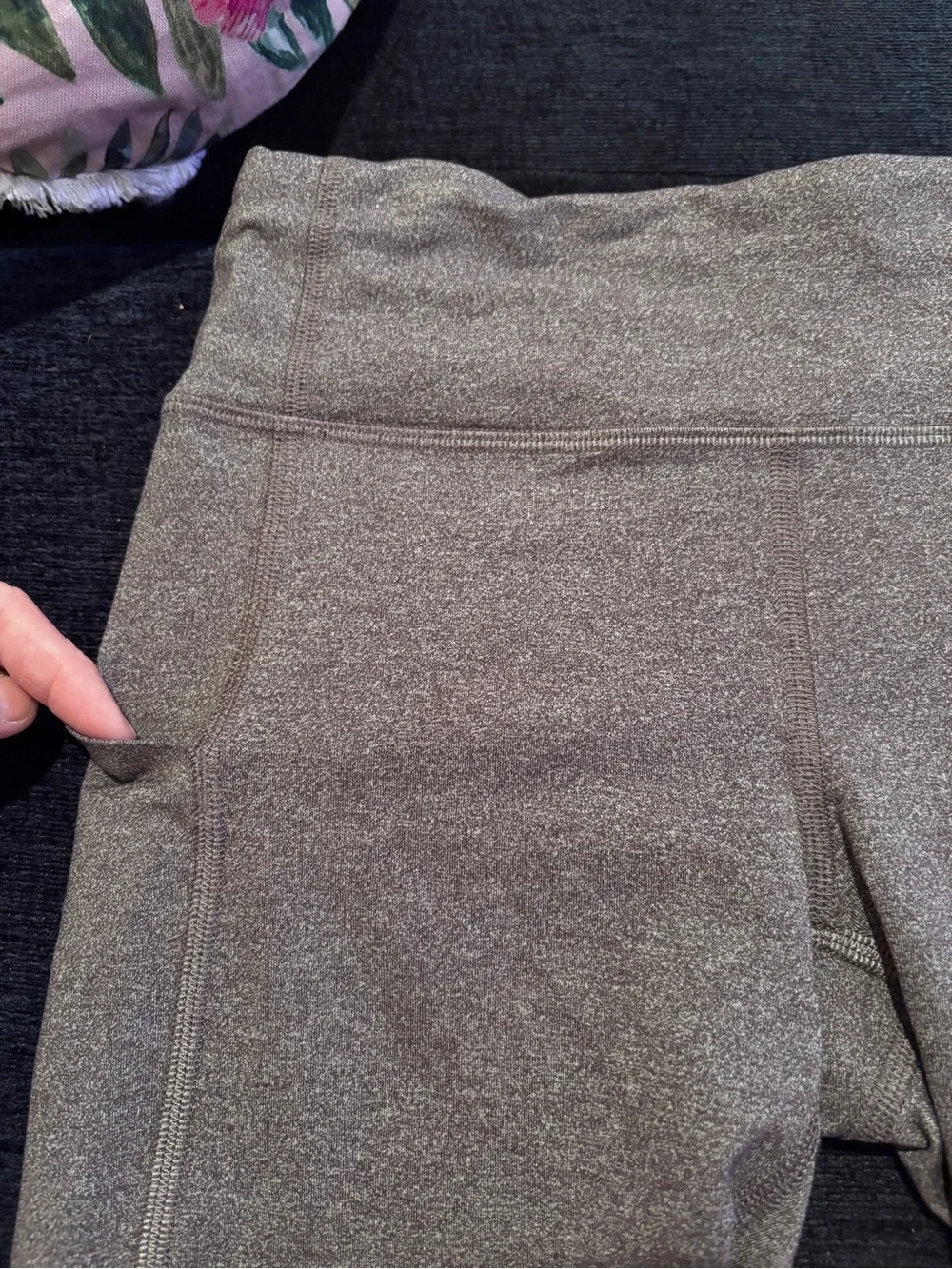 Lululemon Pace Rival Mid-Rise Crop 22” leggings LW6AVLS